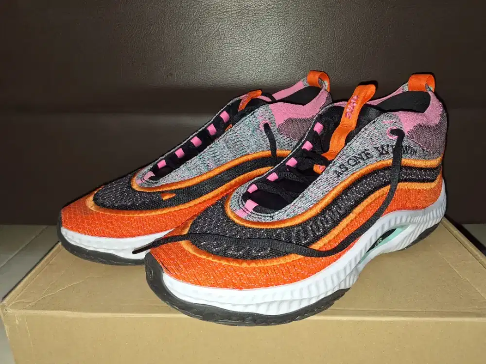 Di Jual Sepatu Basket NIKE COSMIC UNITY 3