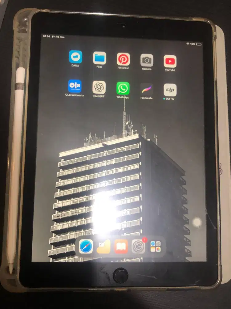 IPAD GEN 6 2018 WIFI ONLY BONUS APPLE PENCIL