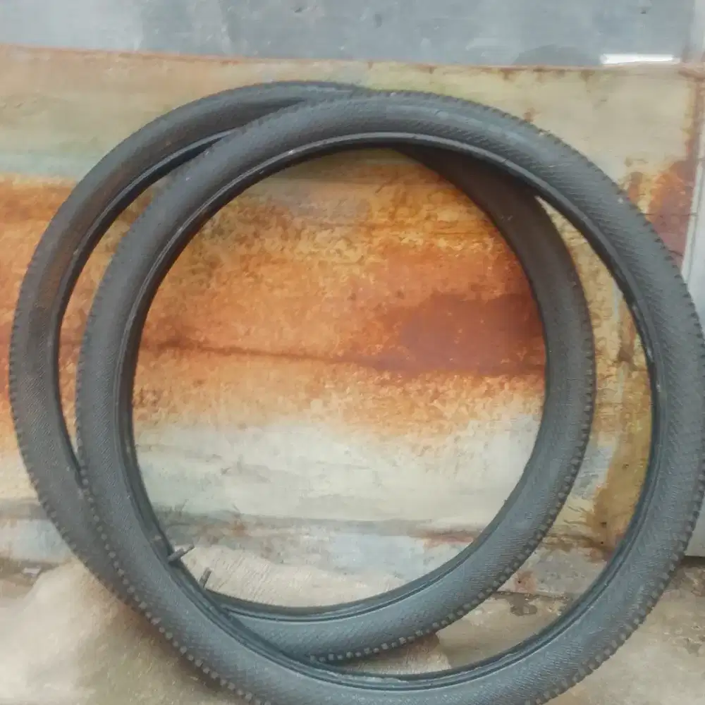 BAN LUAR 26X2.125 SECOND