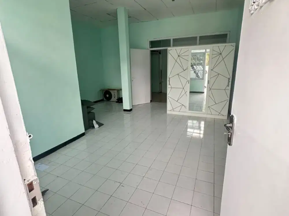 Disewakan Rumah Griya Babatan Mukti Strategis Siap Huni