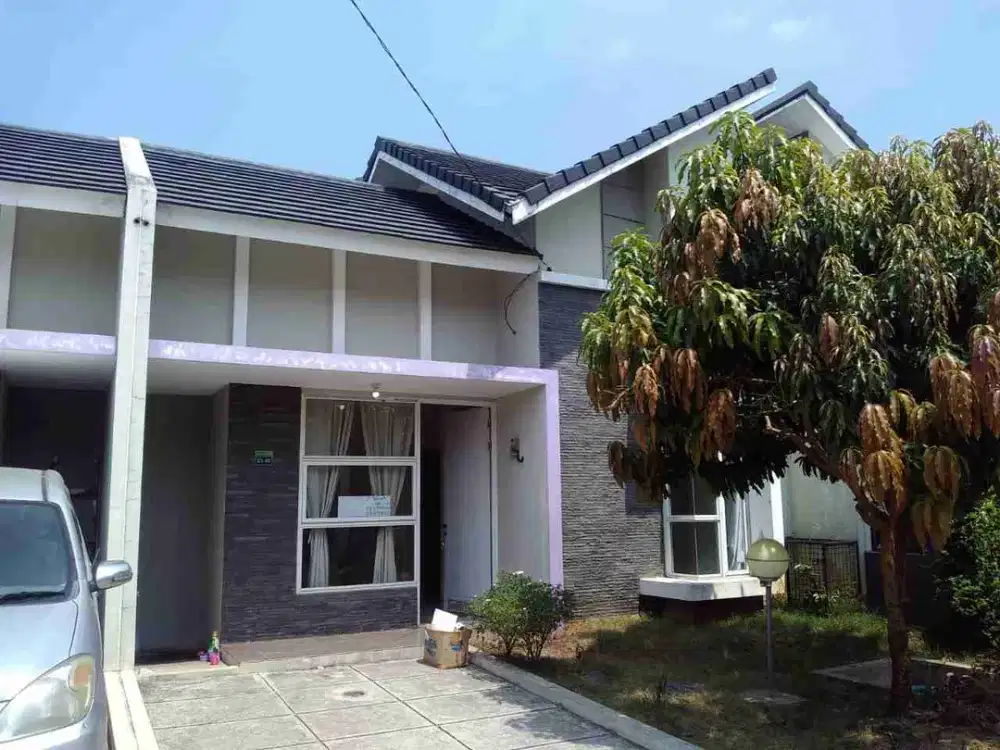 Rumah asri di Serpong Garden
