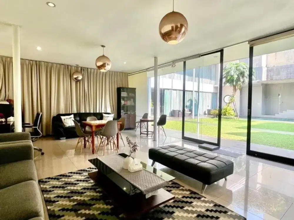 Rumah Premium Kebayoran 2KT 201m2 type 2KT Siap Huni Lokasi Strategis