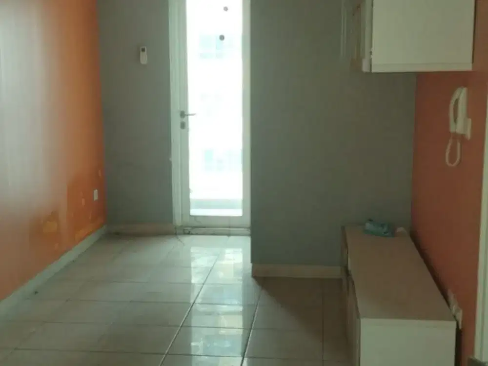 Apartemen The Springlake, Jual Type 2BR, Semifurnish, Siap Huni, Di Lantai Rendah