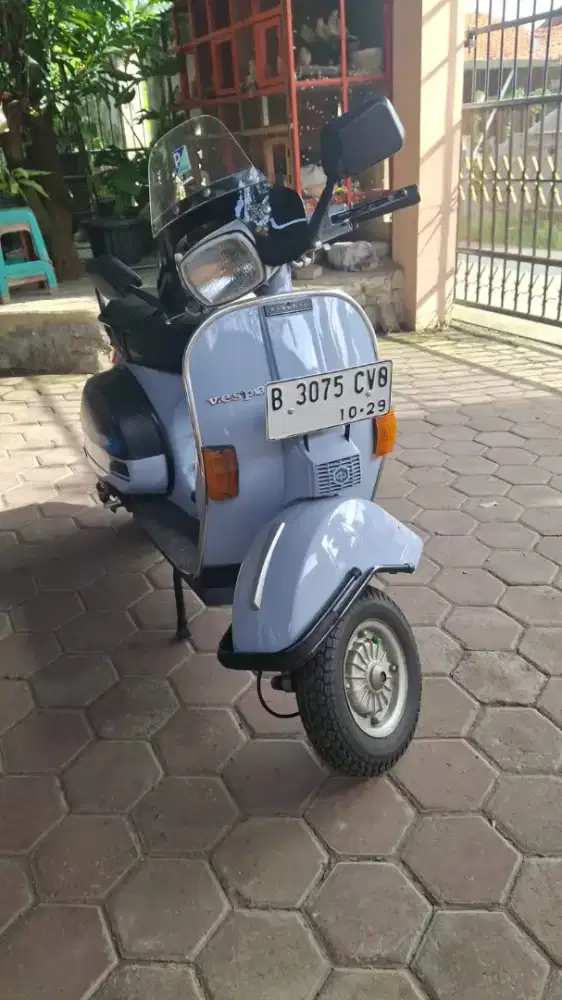 Vespa starda p150se thun 1988