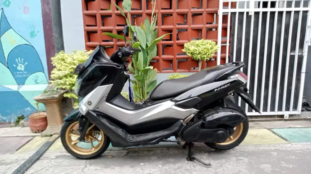 nmax abs 2015 mulus bagus mesin bagus