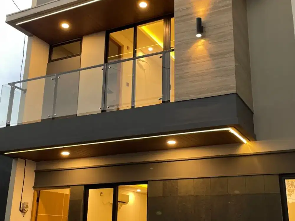 Ready Stock Rumah 2 Lantai Dekat Jakarta Selatan