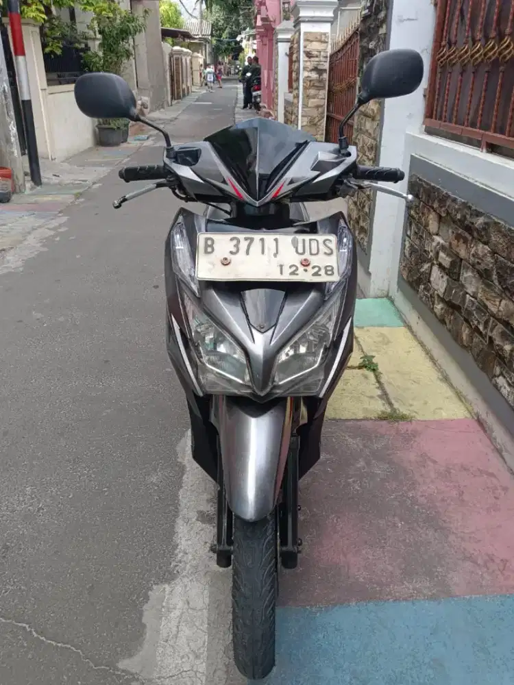 vario 125 fi th 2013 mesin sehat body mulus bagus