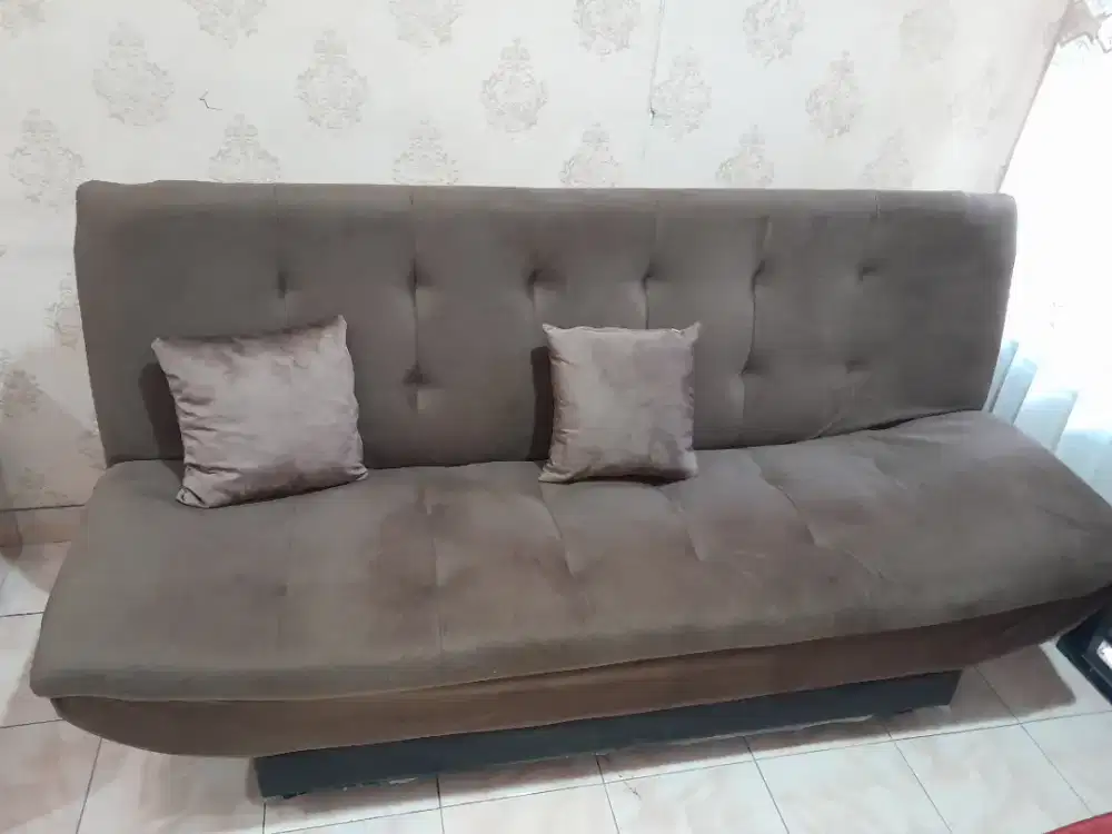 Sofa bed warna coklat