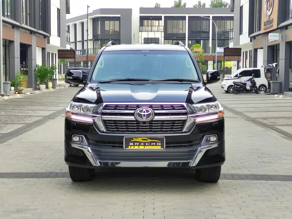 Land Cruiser 4.5 VX, 2016, diesel
