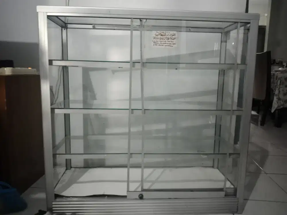 Jual cepat  etalase
