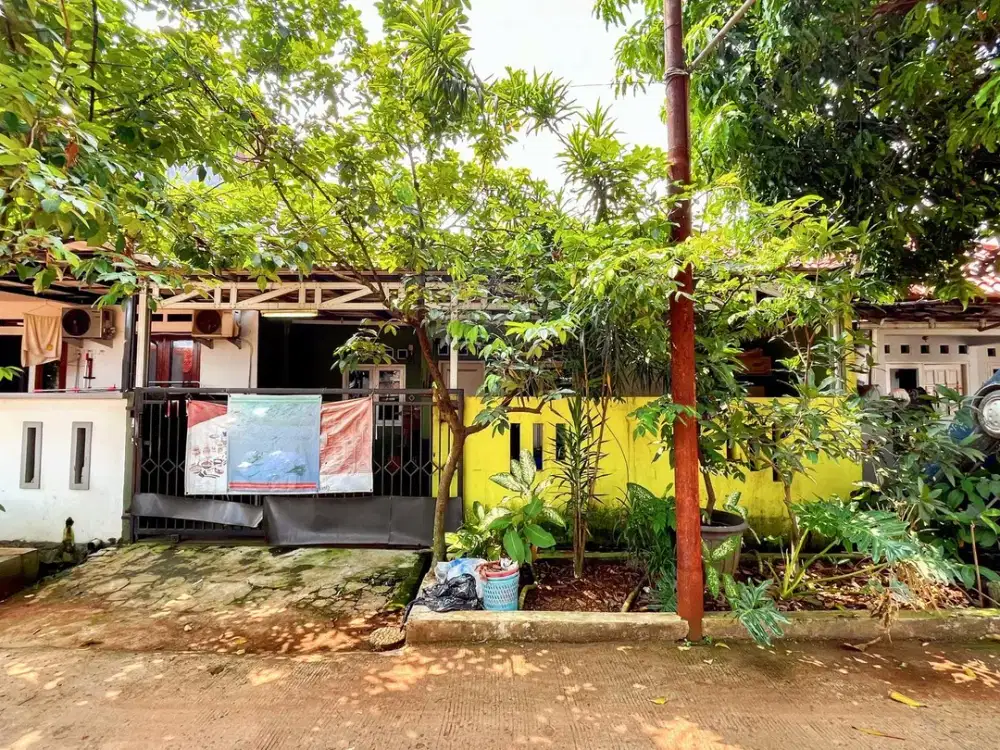 Rumah Terawat Asri Akses Dekat Gerbang Tol Kukusan 3 Siap KPR J-21974