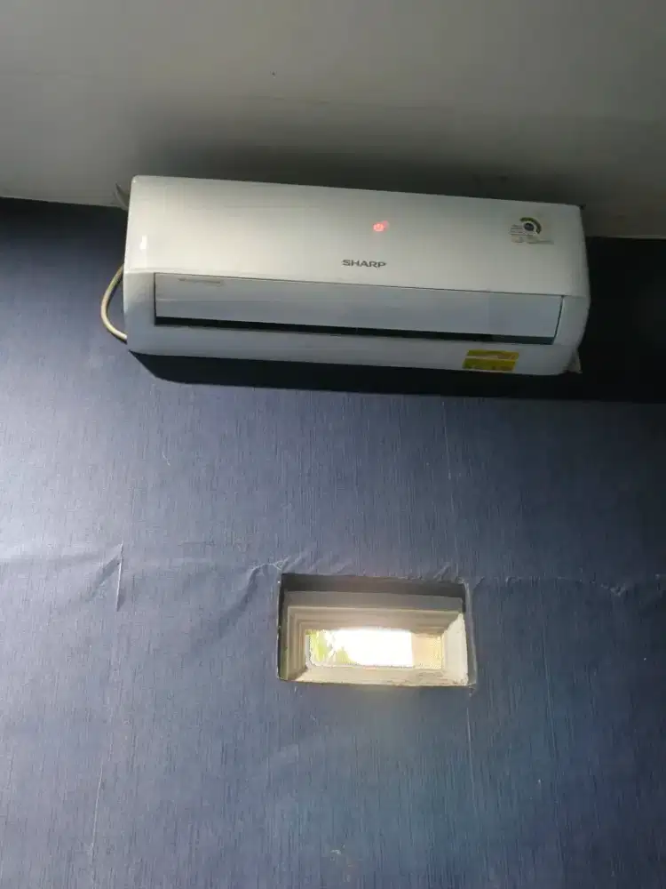 Air conditioner 1pk merk LG