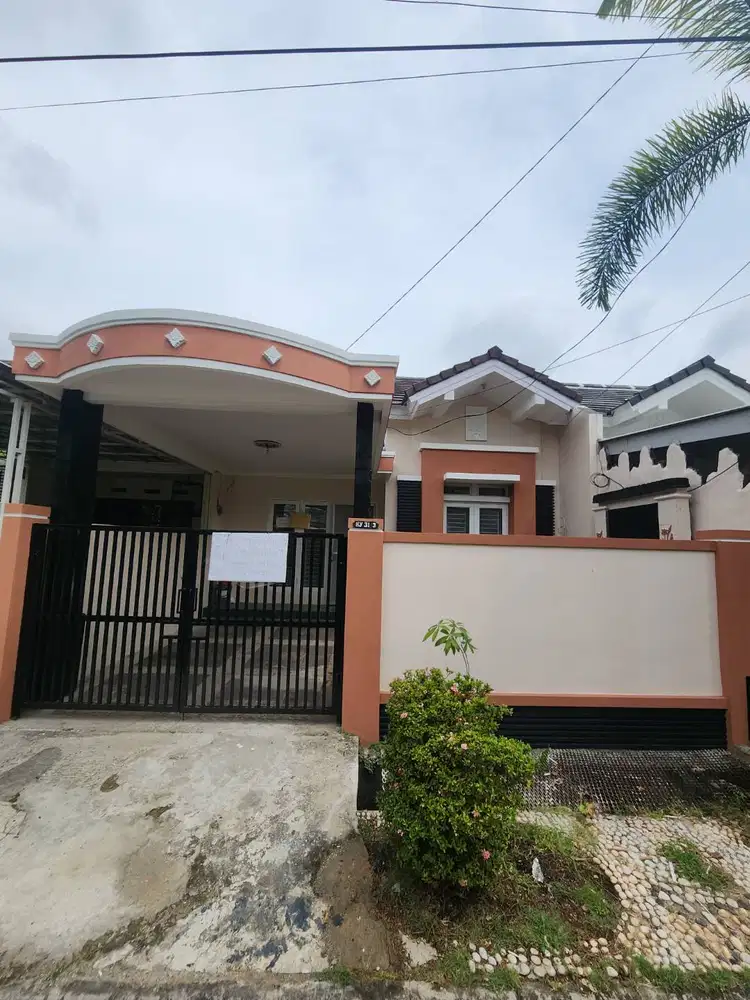 Disewakan rumah baru renovasi di Aralia, Harapan Indah