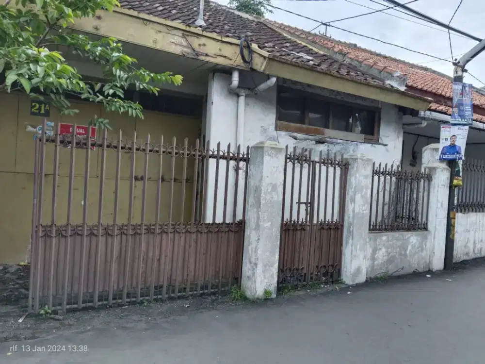 JUAL.RUMAH HITUNG TANAH STRATEGIS DI JL.WIRANTA AHMAD YANI BANDUNG