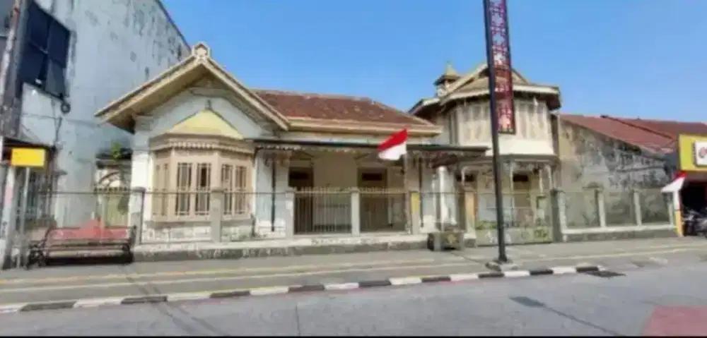 Jual rumah komersial jalan utama suryakencana dkt kebun raya