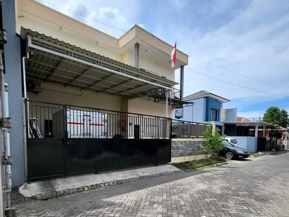 Rumah di Citra Sentosa dekat Citraland dan pakuwon mall