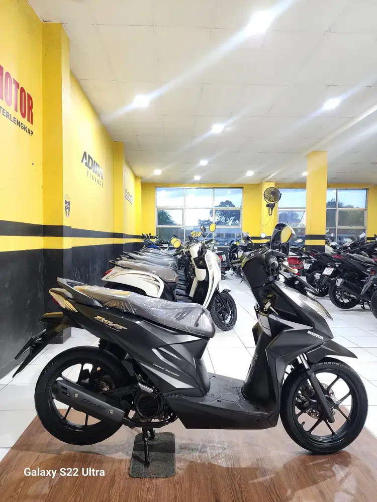 BEAT DELUXE TAHUN 2022(PUTRA TUNGGAL MOTOR)