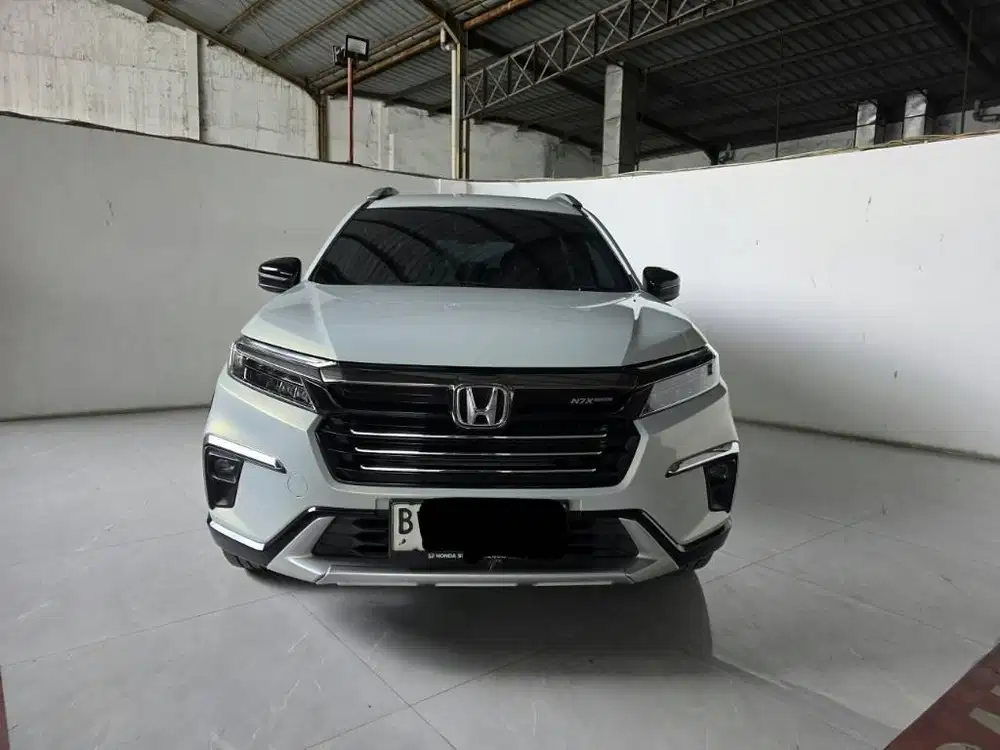 Km 28rban Honda BRV N7X Edition Prestige AT ( Matic ) 2024 Putih Mulus