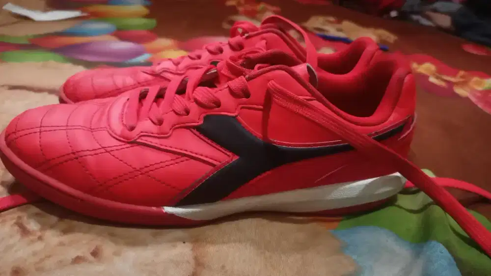 Diadora sepatu futsal