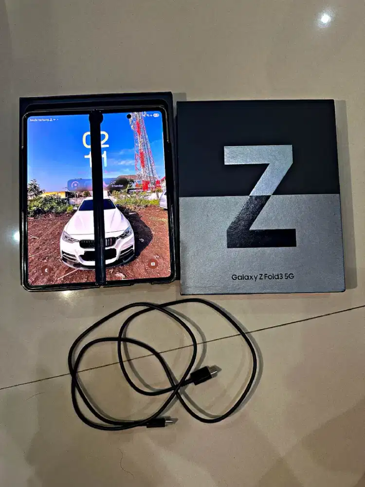 Samsung Galaxy Z Fold 3 5g inter, fullset (Minus LCD)