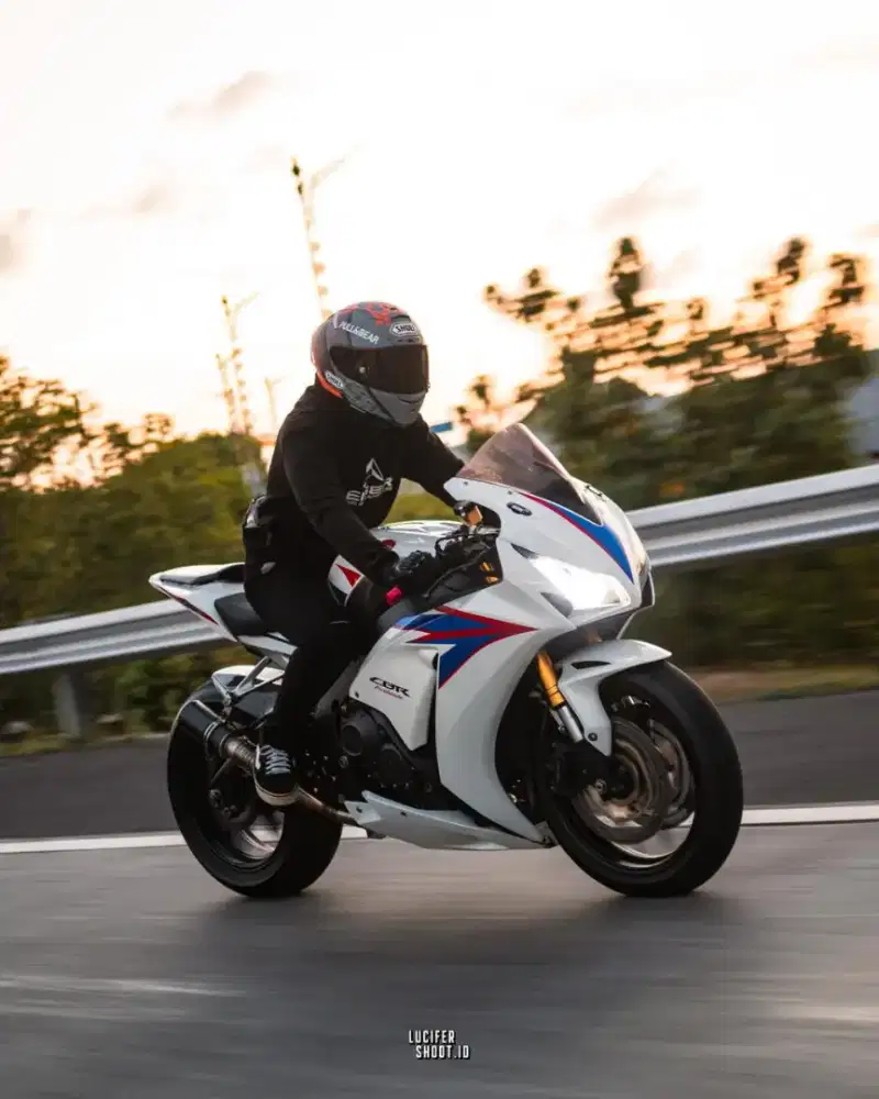 FOR SALE!! Honda CBR1000RR 2013 HRC Series