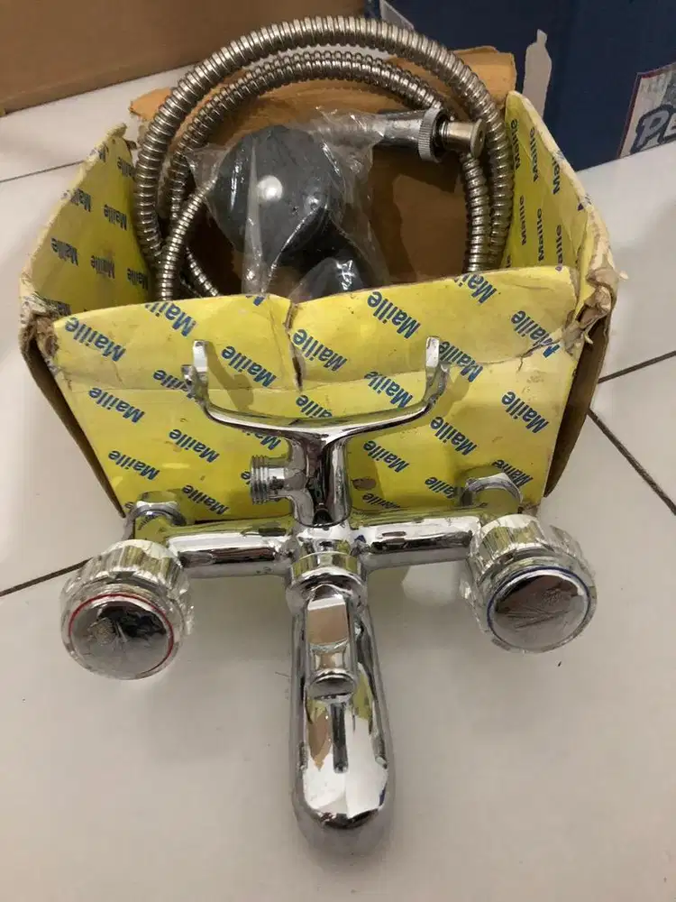 Kran air panas dan dingin