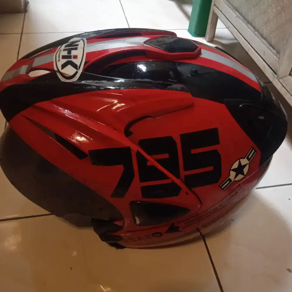 Helm nhk predator