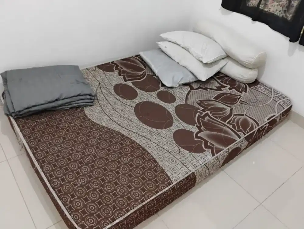 Kasur Inoac dan bantal