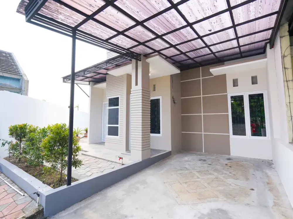 Rumah Dijual 1 Carport 10 Menit ke RSUD Cibinong Harga Nego J-15920