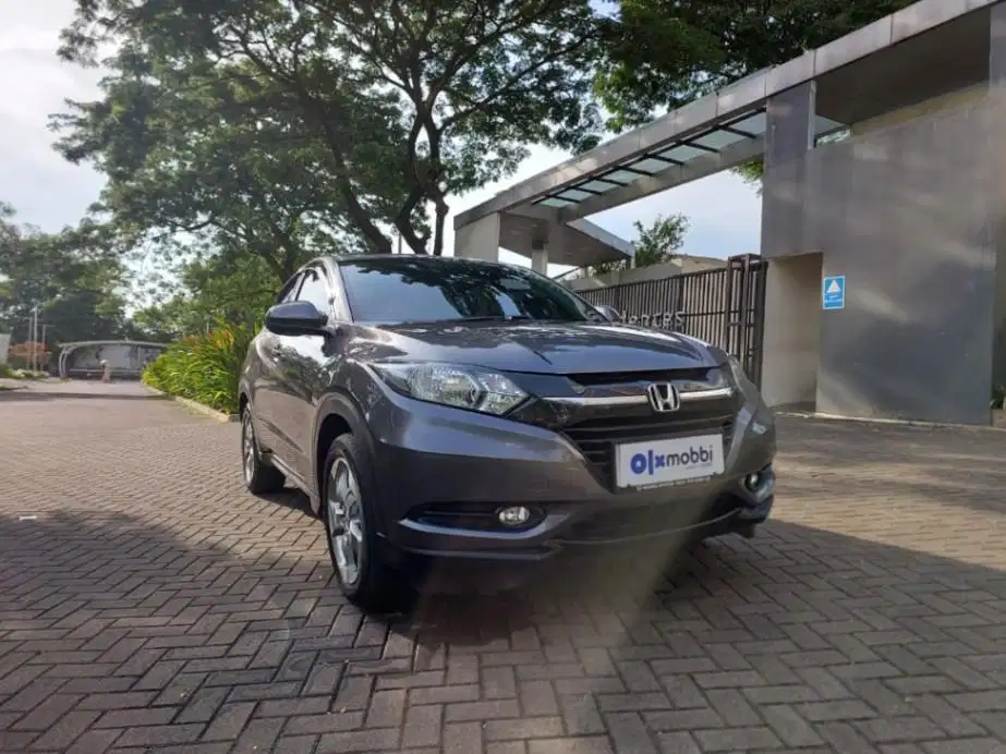 LOW DP Honda HR-V 1.5 S Bensin-MT 2017 SZQ