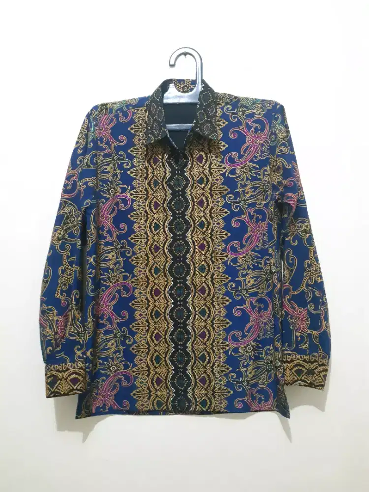BAJU BATIK BIRU LENGAN PANJANG SIZE M