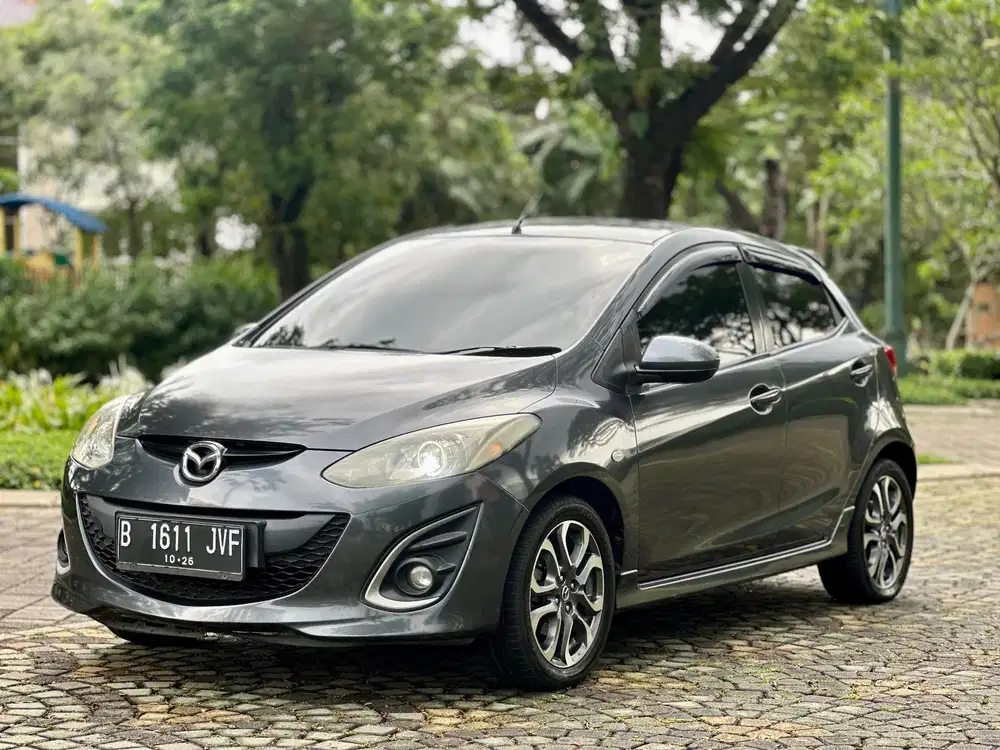 Mazda 2 2011 Bensin