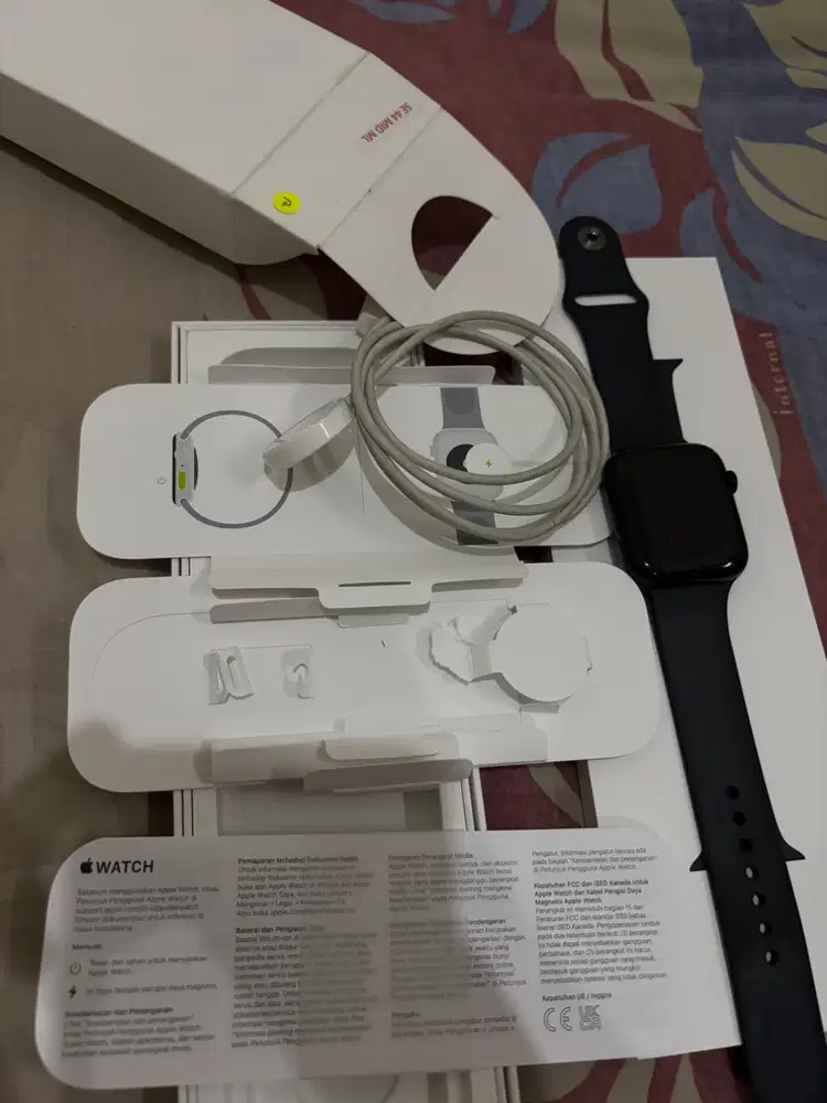 Apple Watch SE (Gen2) Midnight
