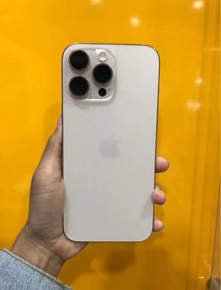 iPhone 16 Pro Max 256GB Beacukai Dessert Titanium Battery 92%