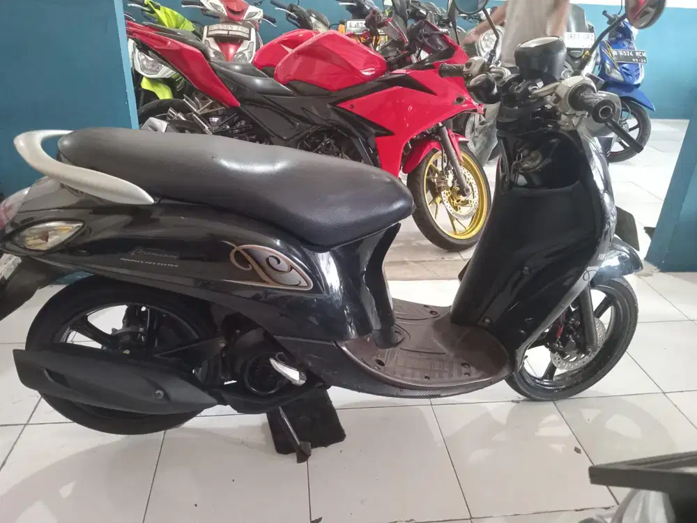 {FOR SALE} yamaha fino injeksi 125 2019 nik 2018 surat lengkap