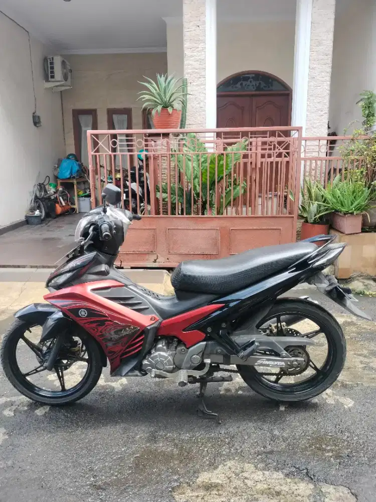 Dijual Yamaha Jupiter MX new 135 cc 2011