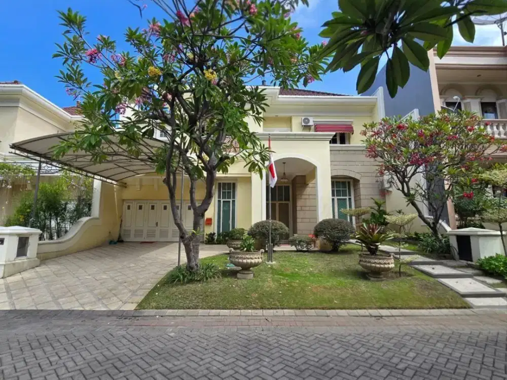 Dijual rumah siap huni laguna regency pakuwon city