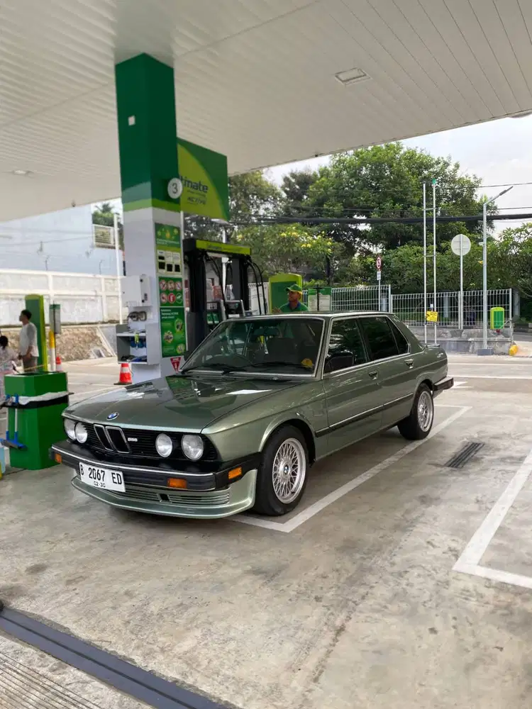 BMW E28 520i 1986 Green Hijau BMW14 1987 BMW Tua 1985 dijual Cepat Bu