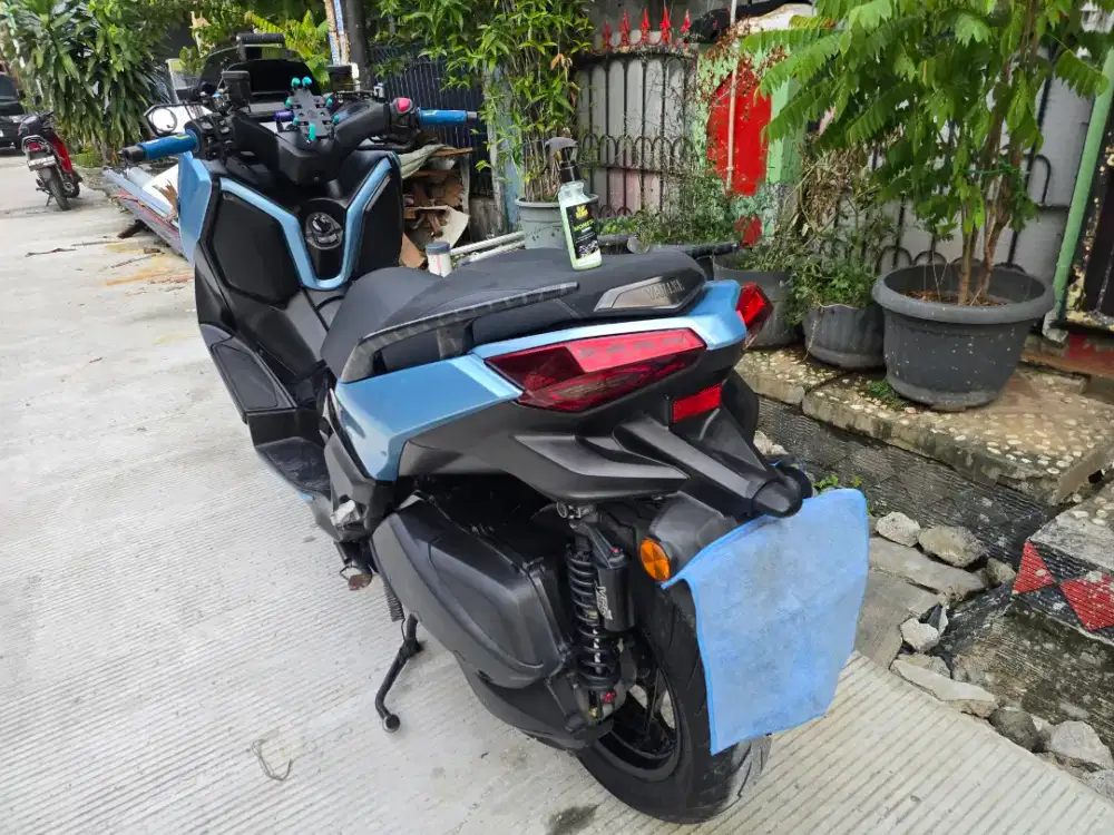 YAMAHA XMAX NEW CONNECTED 2023