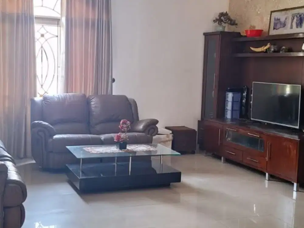 Dijual Rumah PIK Florence Uk 8x20 m² at Jakarta Utara