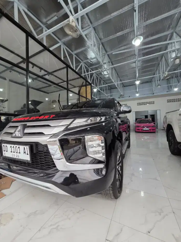 Pajero sport Dakar 4x2 metic