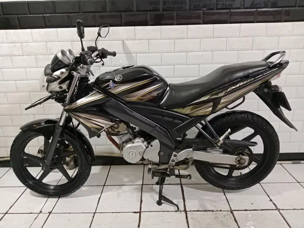 Yamaha vixion old 2011 mesin halus terawat
