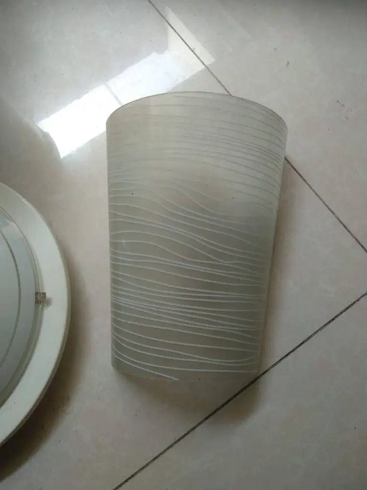 Lampu tembok Kaca Modern