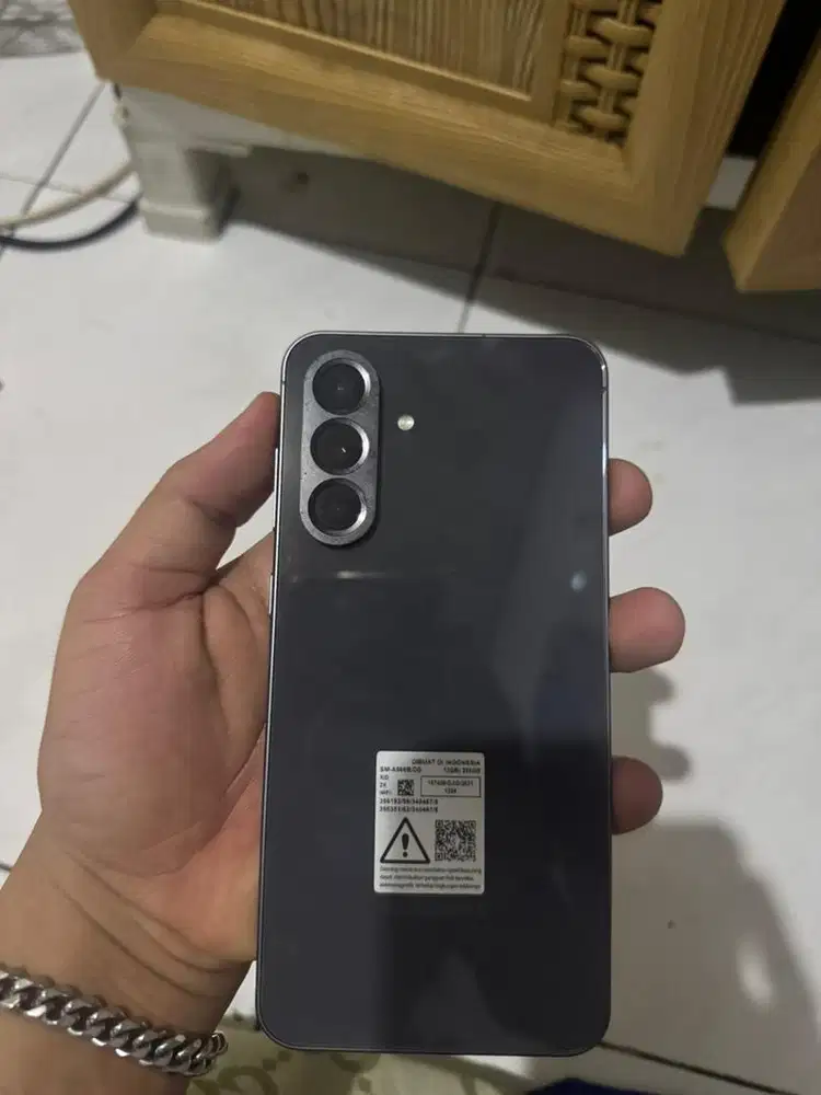 SAMSUNG A56 12/256 BATANGAN