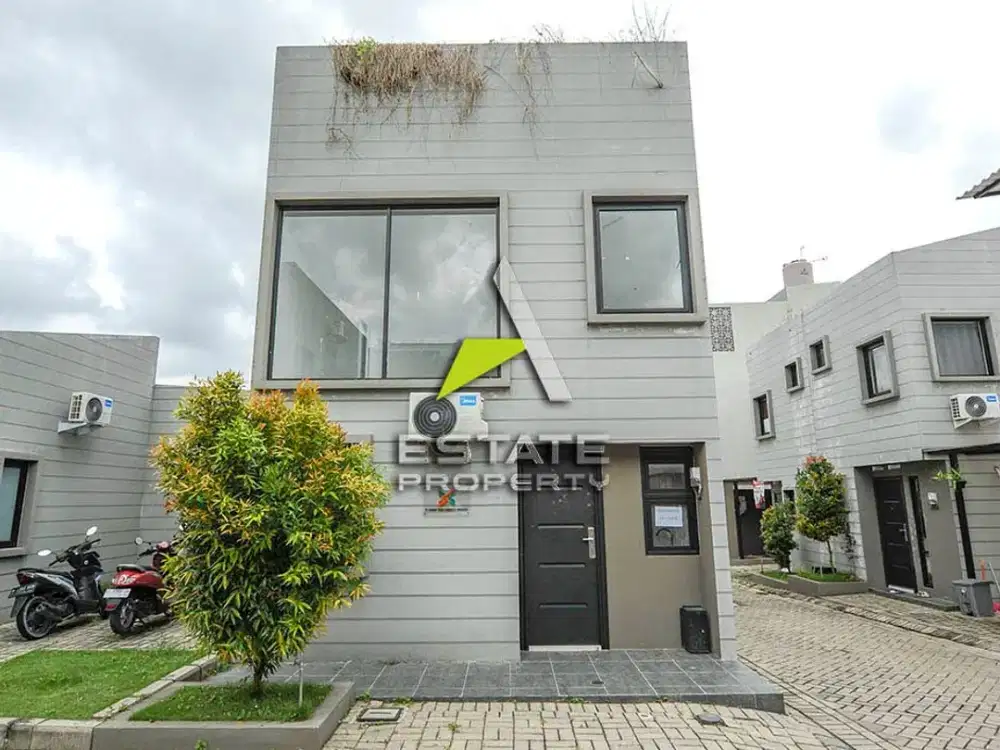 Rumah Modern dekat Lapangan Golf & Binus Malang