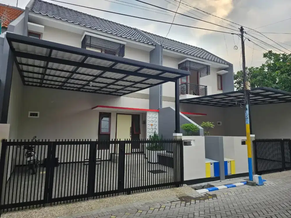 Rumah Minimalis Dekat Masjid Al-Akbar, Tran Icon & Cito Mall