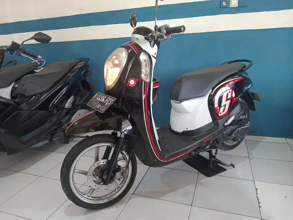 (FOR SALE) HONDA SCOOPY FI ESP 2015 STATER ALUS SURAT LENGKAP