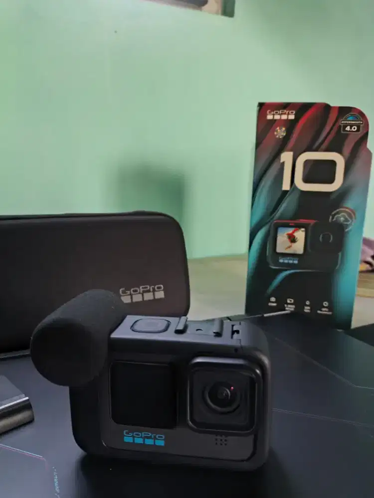 GoPro HERO 10 Black + Media Mod (Mic) – Kondisi Mulus