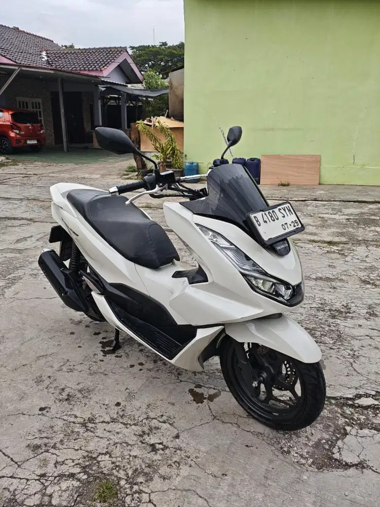 1 UNIT HONDA PCX 2024