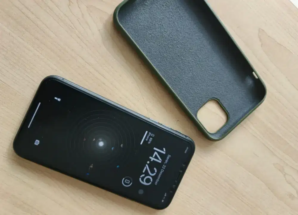 Di jual hp iPhone 11 GB/128 IBOX